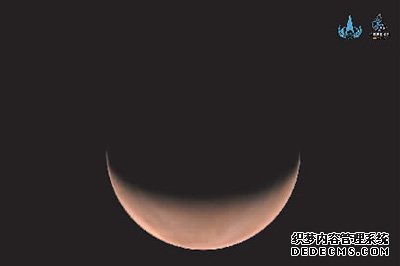 “天问一号”拍摄火星侧身影像