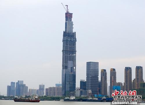 中国多地出台房价“限跌令”楼市转折点出现？