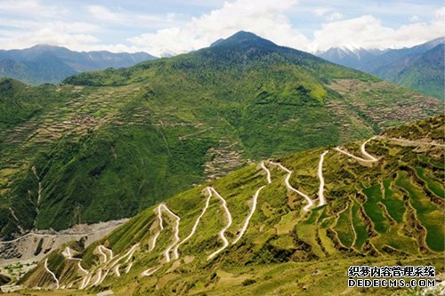 交通建设让深山村寨百姓“致富梦”变成现实