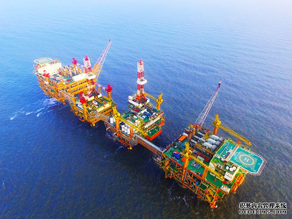 年产原油3013.2万吨渤海油田建成我国第一大原油生产基地