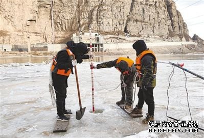 峭壁间守黄河安澜