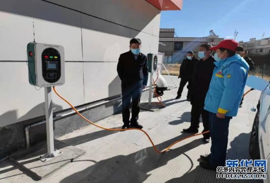 【中国石油】西藏首批加油站充电桩投运