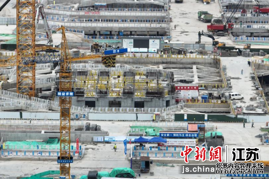 南京江北新区在建地下空间综合体项目建设正酣