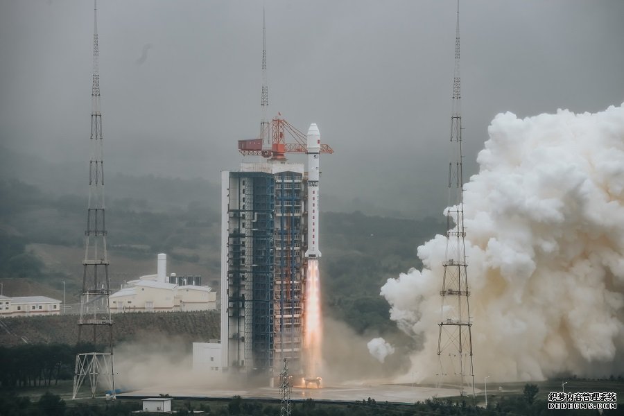 时隔四天长征二号丁运载火箭又一次圆满成功