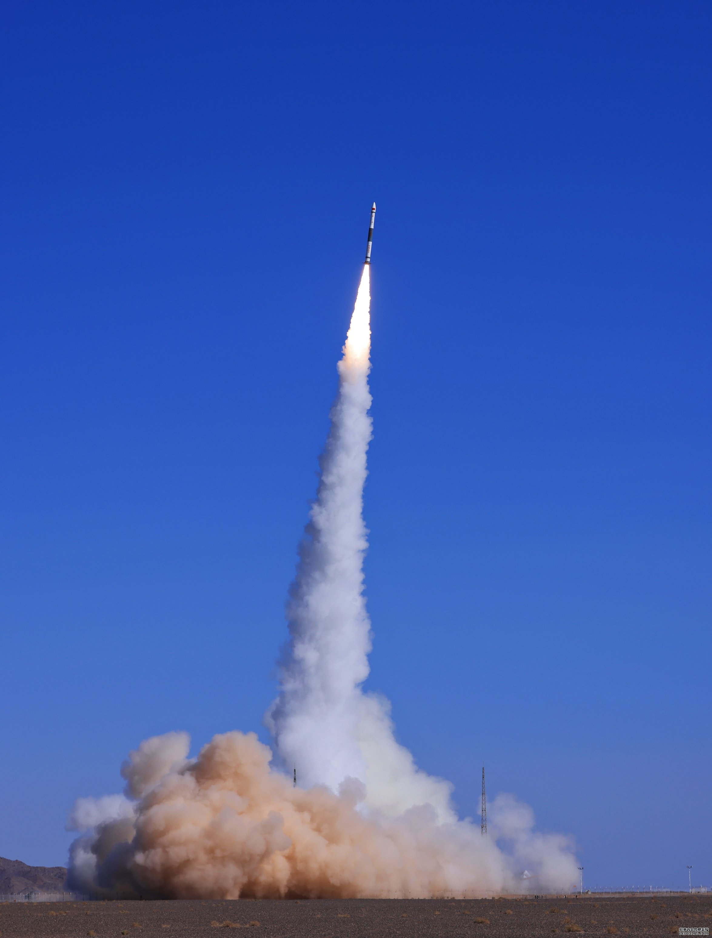 快舟一号甲火箭成功发射微厘空间试验卫星