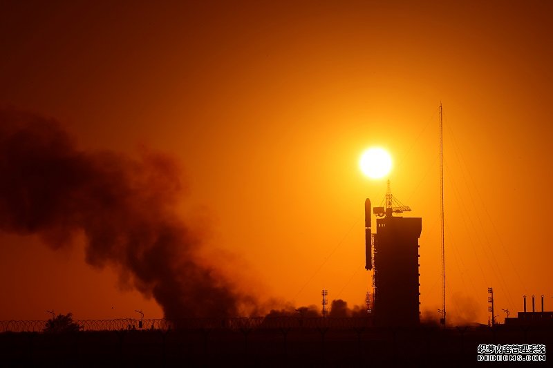 “夸父”逐日！我国成功发射综合性太阳探测卫星