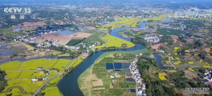 川渝两地开展今年首次联合巡河 解决跨界河流治理难题