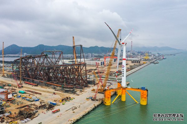 风电走向深远海我国首座深远海浮式风电平台“海油观澜号”启航