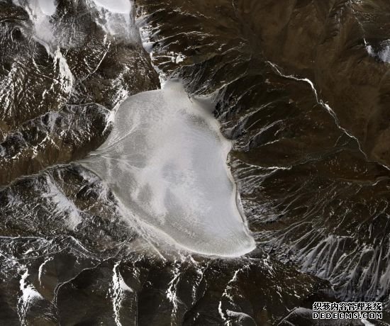 我国航空遥感系统获取全球首套山地冰川多源遥感有效探测数据