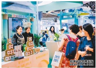 澳门旅博会人气畅旺 展现澳门旅游加快复苏新气象