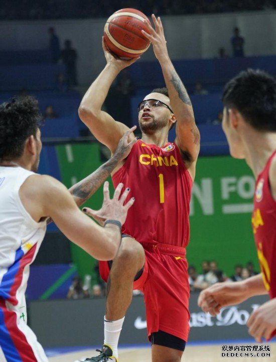 篮球世界杯 | 李凯尔：将继续效力中国篮球