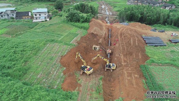 潜江—韶关输气管道广西支干线建设现场。唐玮峰摄