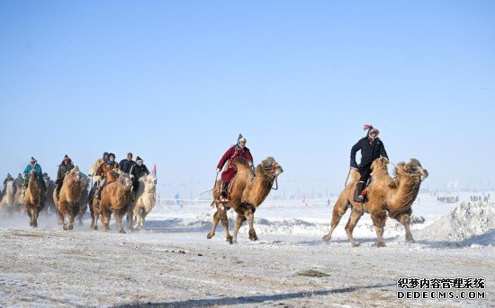 内蒙古呼伦贝尔：冰雪那达慕激活冬季消费市场