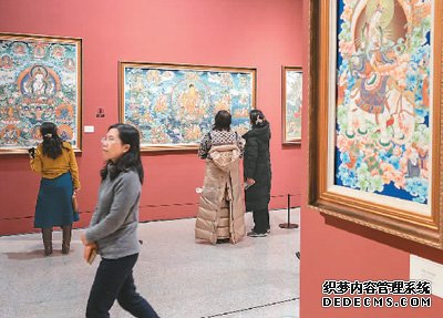 人类非遗热贡艺术保护成果展在京亮相