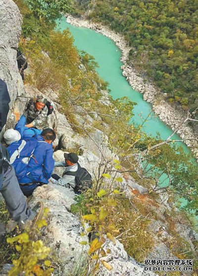 寻找金沙江彩绘岩画之旅（考古札记）