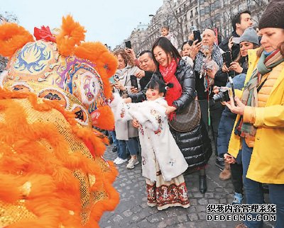 将春节的喜气传递给世界