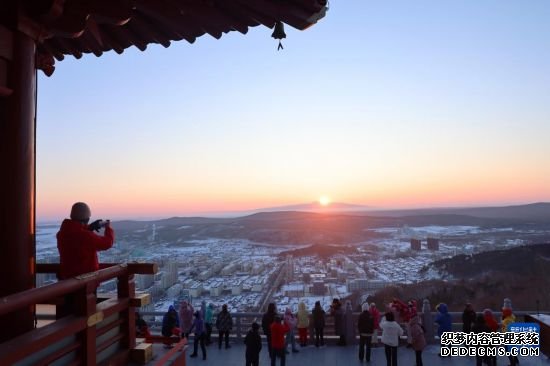 锦绣中国年｜龙年游“龙江” 欢乐过大年