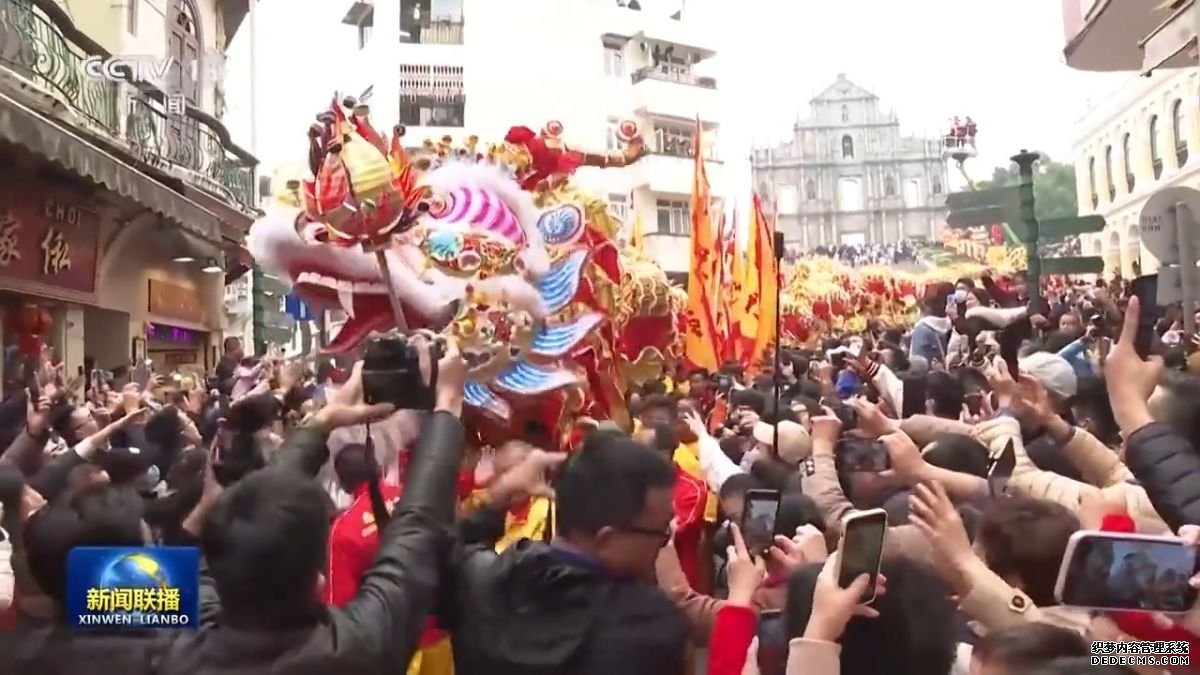 剪纸、花灯、中国龙 去各地探寻热闹年味里的中国底蕴