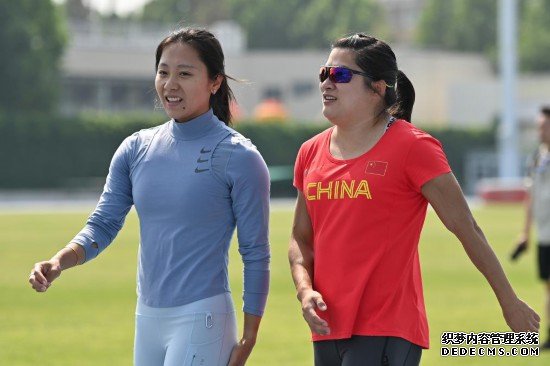 全力冲刺！中国田径女子4X100米接力队力拼奥运资格