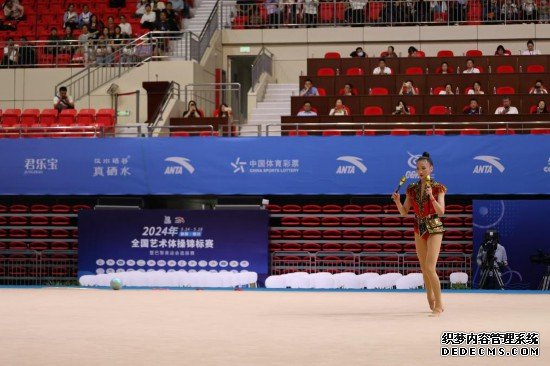 完成度决定成败 中国风彰显美感——专访中国艺术体操队队员王子露