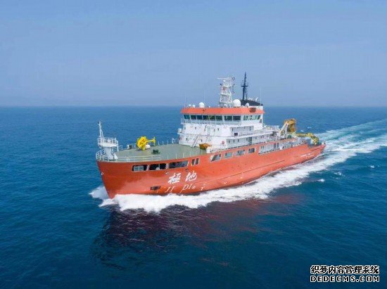 “极地”号破冰调查船入列自然资源部北海局