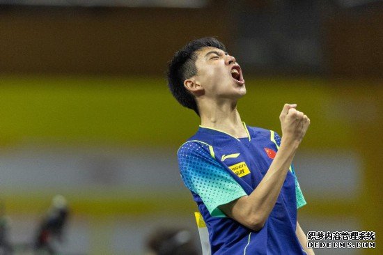 陈俊菘/纵歌曼卫冕乒乓球亚青赛U19混双冠军