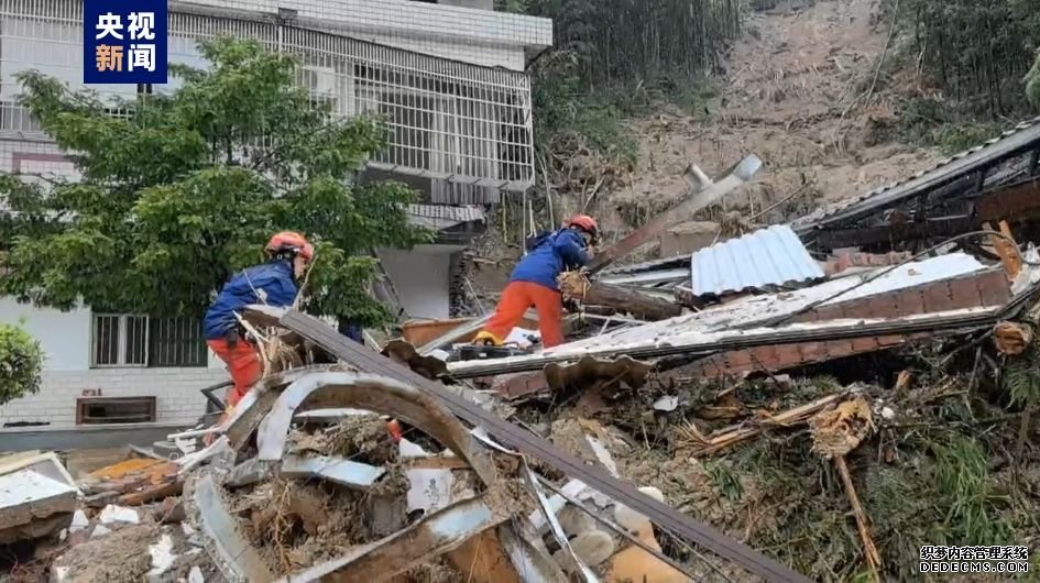 湖南衡阳山体滑坡已致12人遇难，初步摸排21人被埋