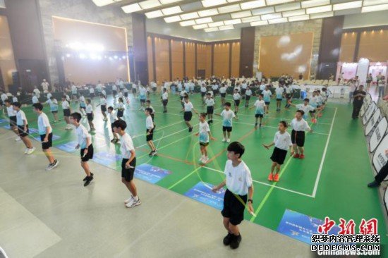 首届海峡两岸青少年跳绳锦标赛福州开赛