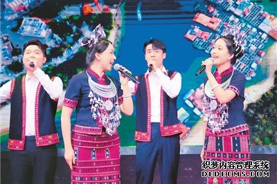 海南三亚举办广场文艺会演