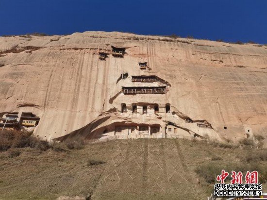 马蹄寺石窟群：祁连山脚下的艺术宝库