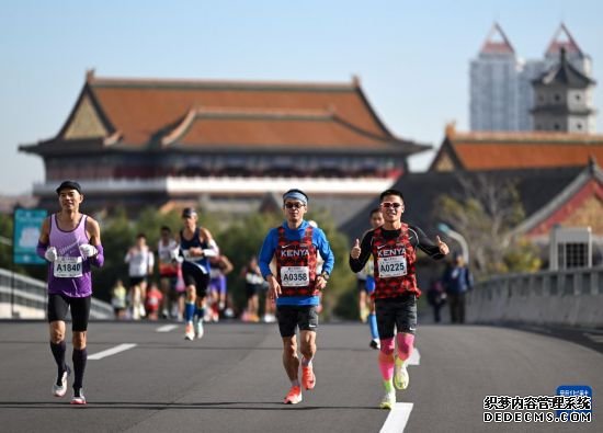 初代跑者：亲历中国马拉松40余年巨变