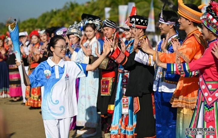 弘扬文化的舞台 民族团结的盛会——写在第十二届全国少数民族传统体育运动会开幕之际