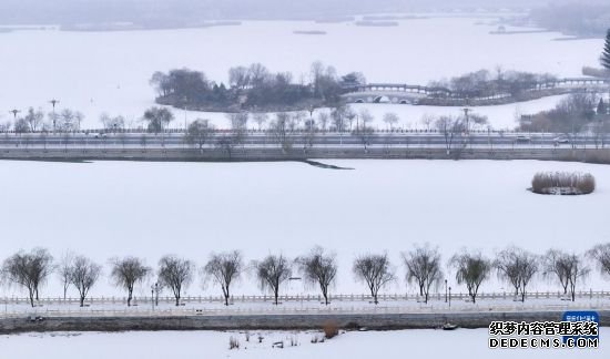 银川迎来降雪天气